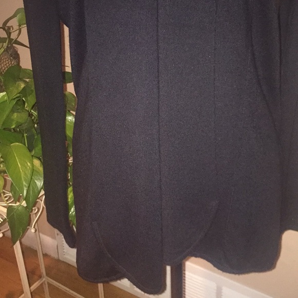 Guess Cardigan Sweater - Picture 4 of 7